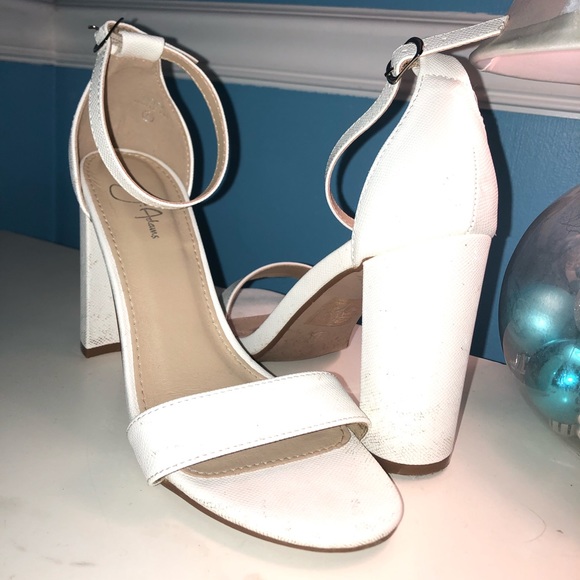 White 4 inch J. Adams platform heel (size 7.5) - Picture 2 of 4